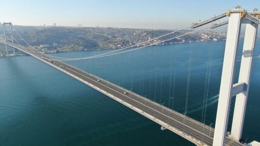 İstanbul Boğazı’nda gemi trafiği çift taraflı askıya alındı