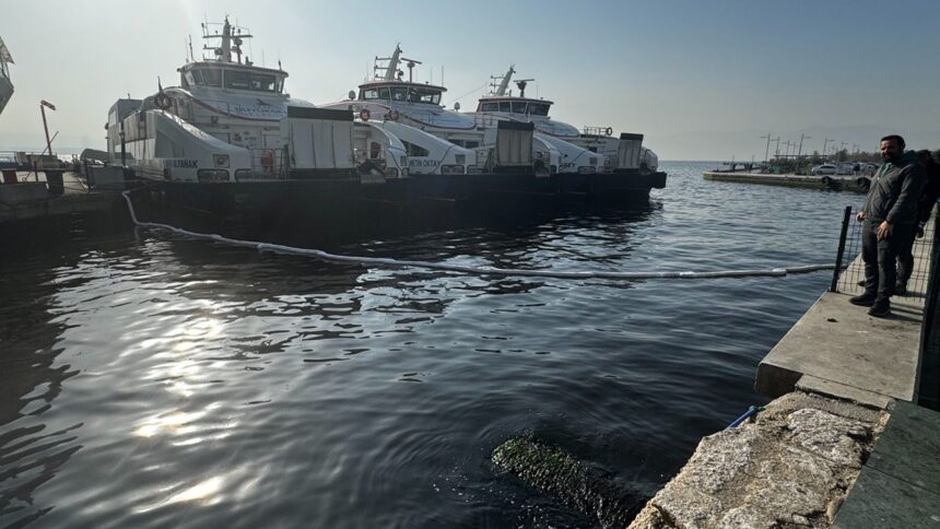 İzmir’de iskele yakınında petrol kaynaklı kirlilik tespiti